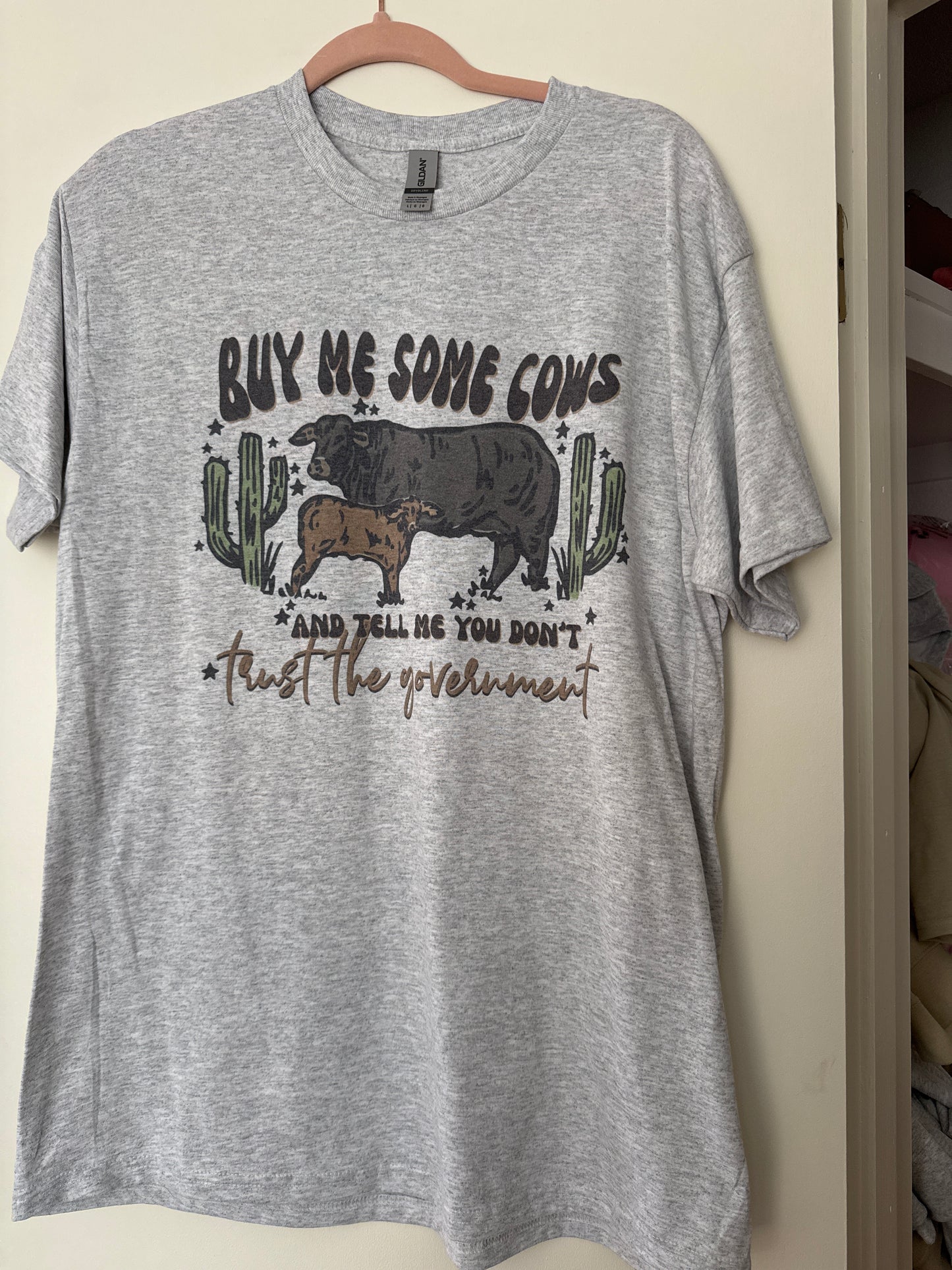 LARGE COW T-SHIRT