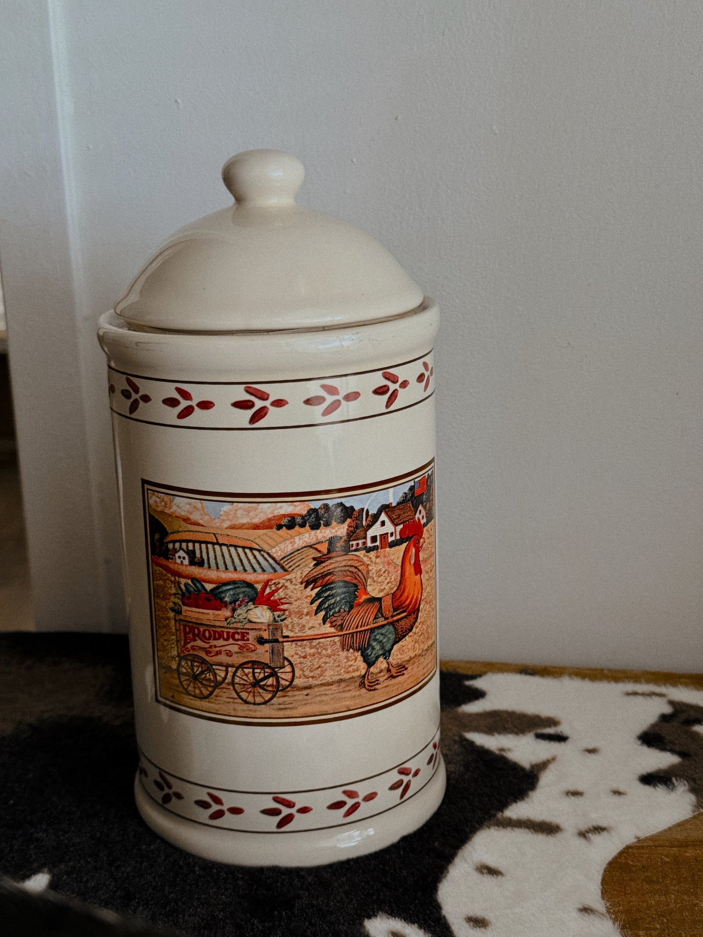 VINTAGE CHICKEN JAR