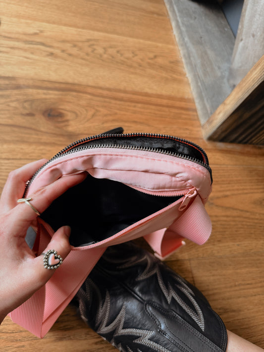 SPLIT SECOND BUM BAG