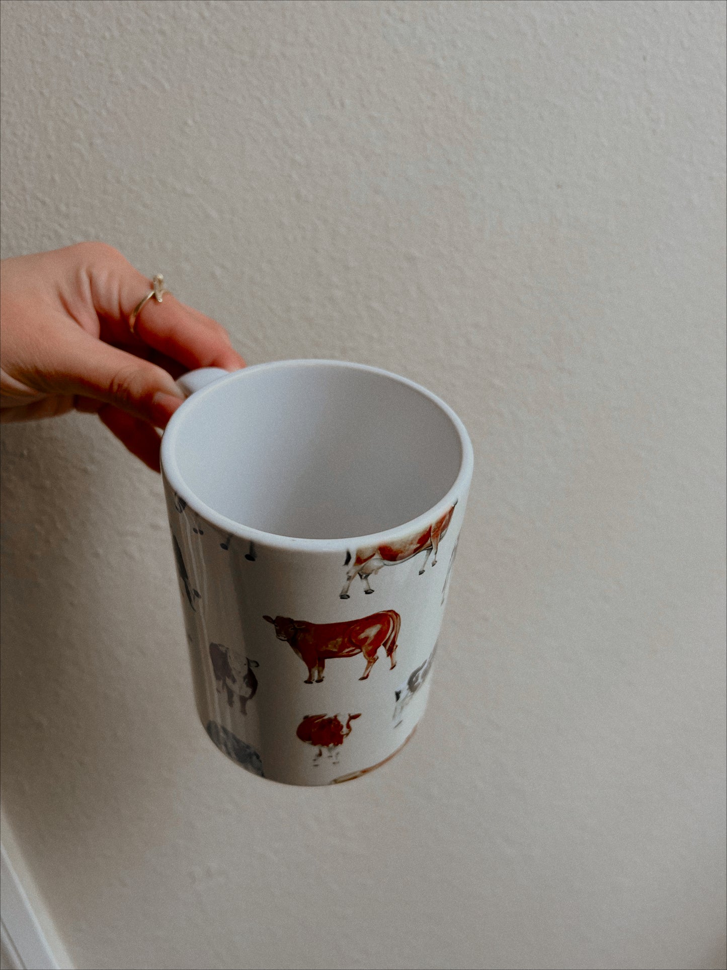 CREAM COW MUG