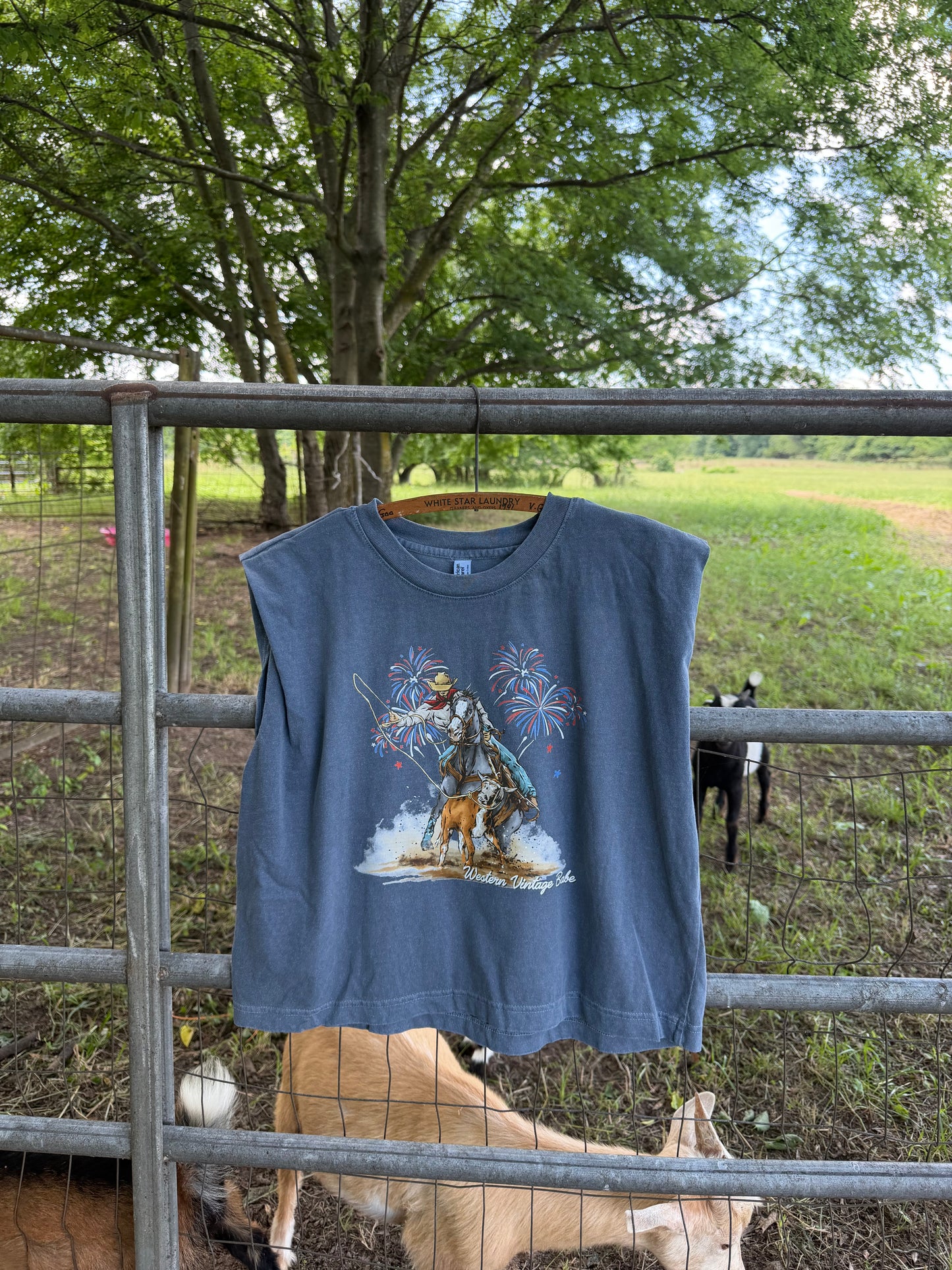 RODEO FIREWORK MUSCLE TANK