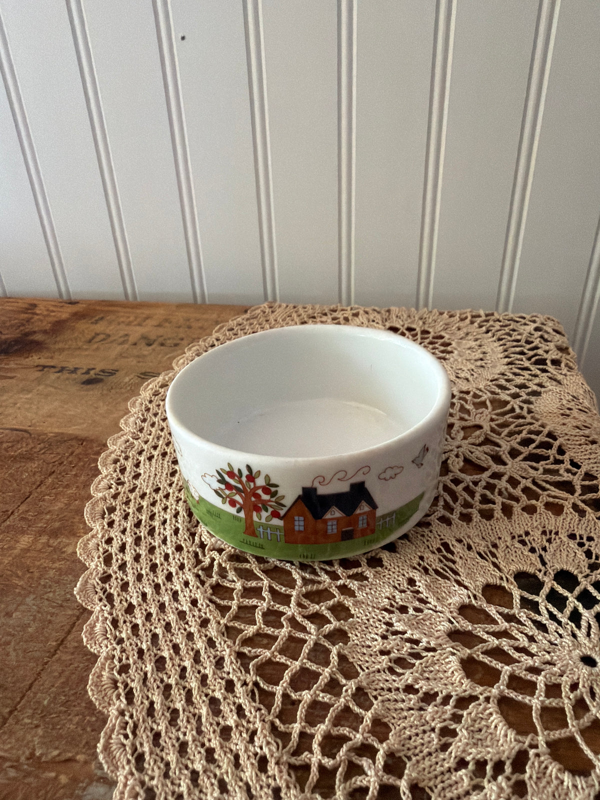 HOME SCENE DISH