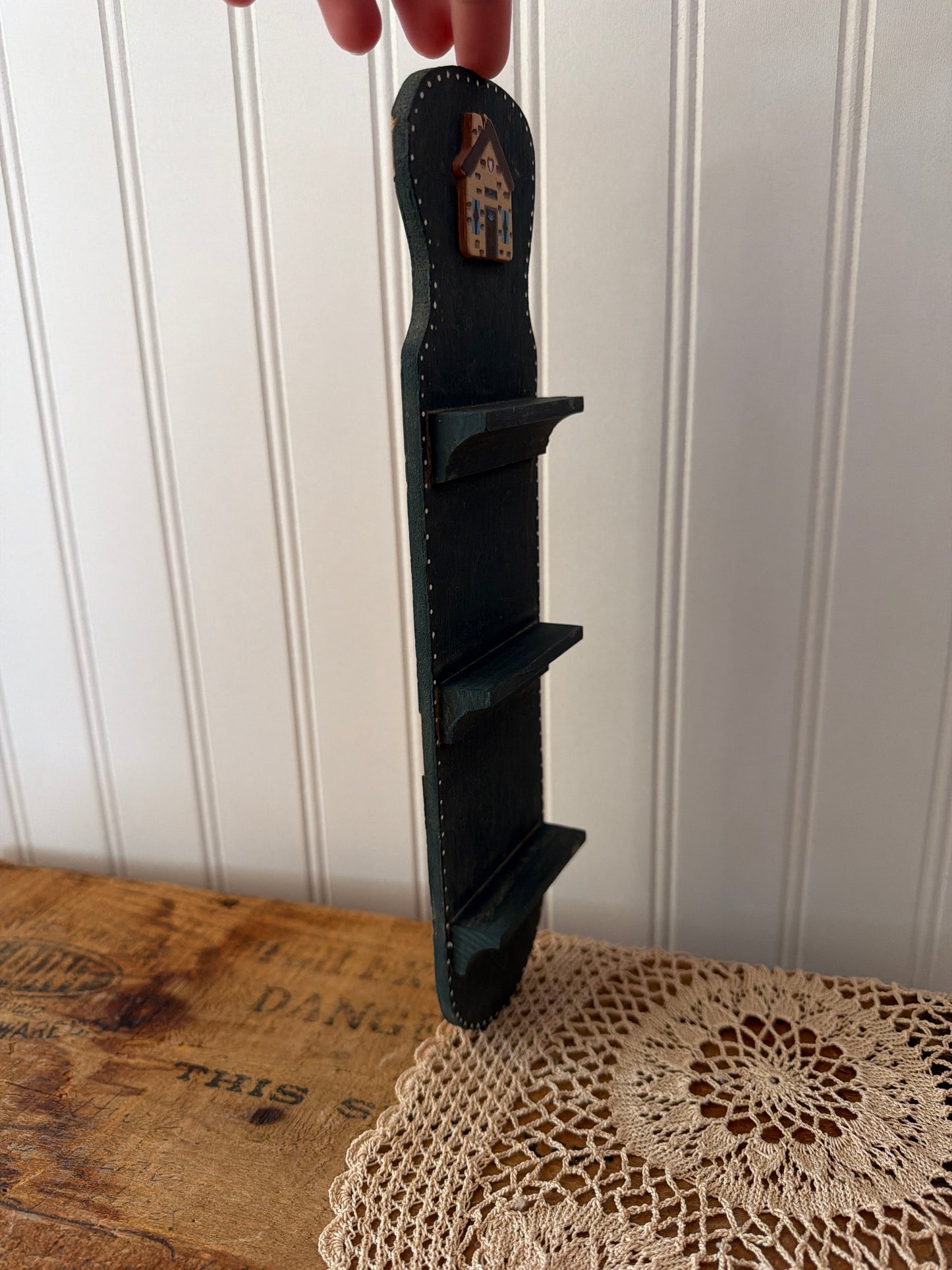 WALL DECOR