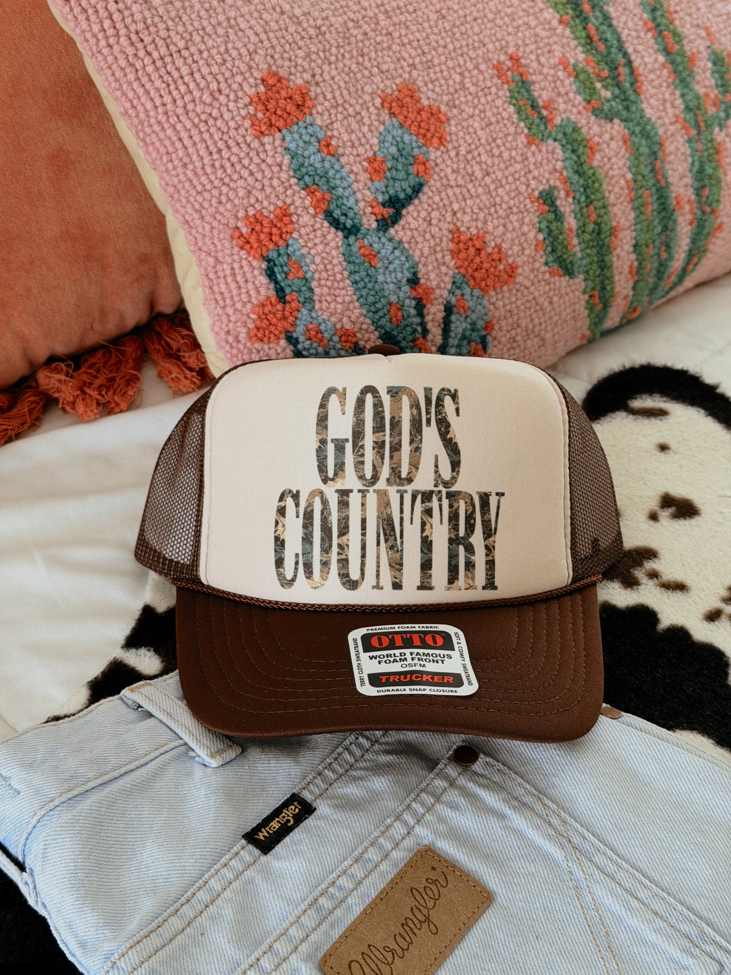 GODS COUNTRY TRUCKER