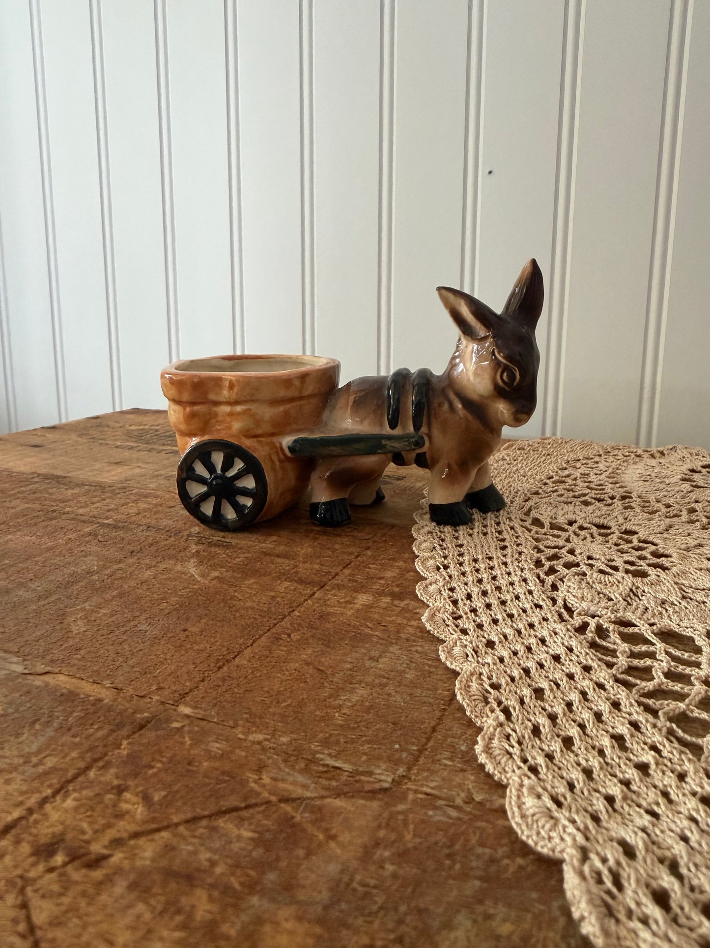 DONKEY PLANT HOLDER