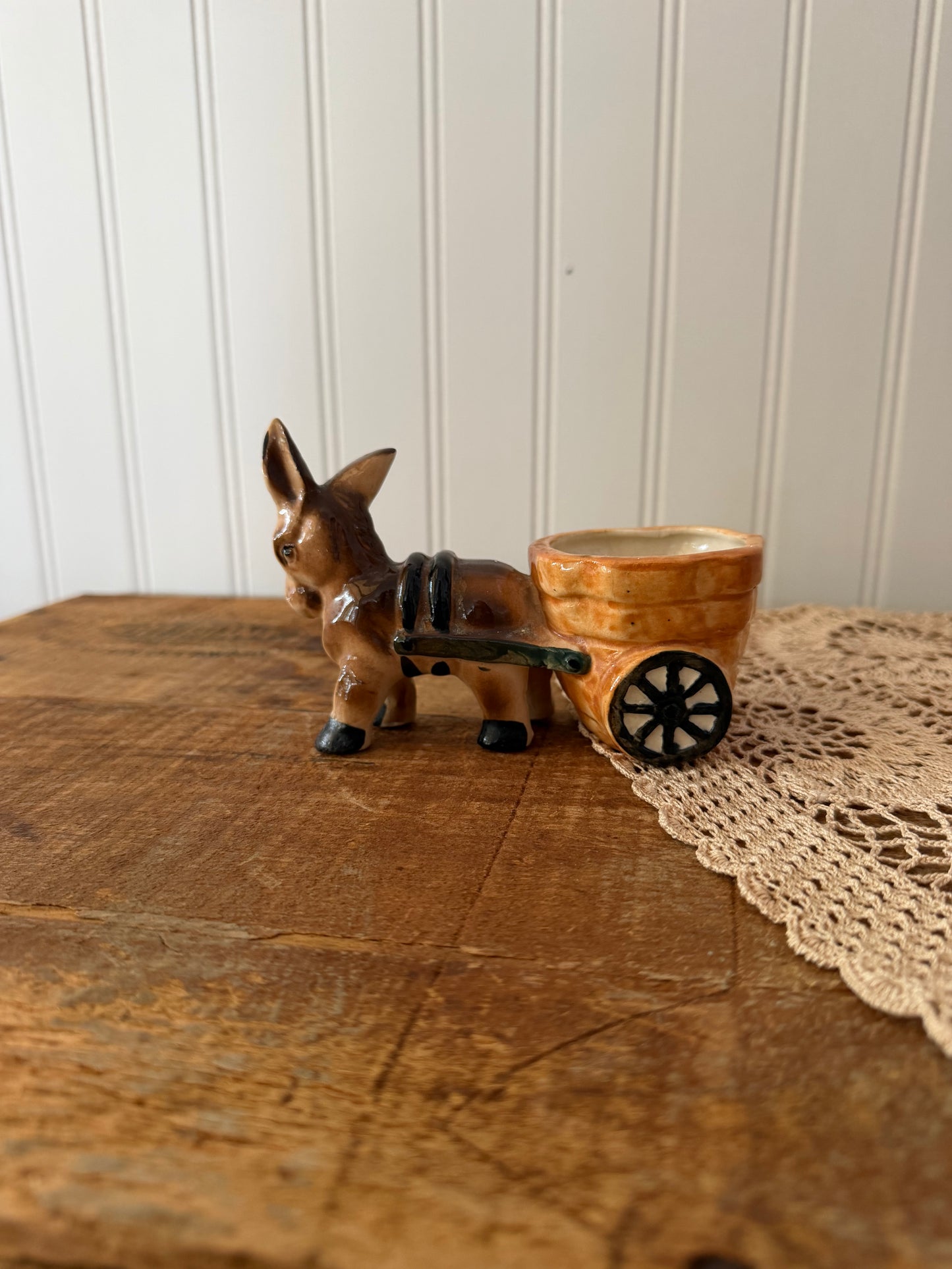 DONKEY PLANT HOLDER