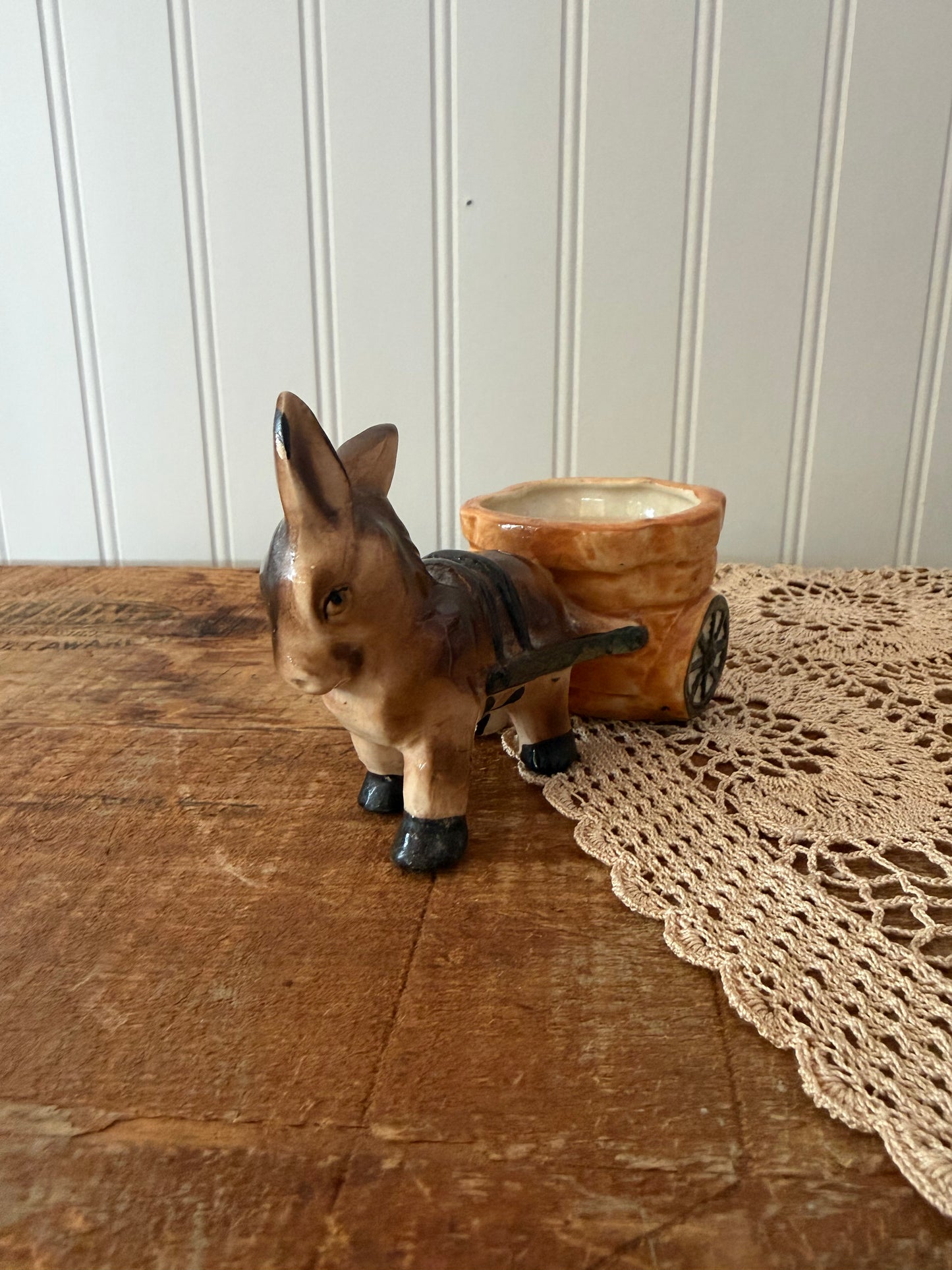 DONKEY PLANT HOLDER