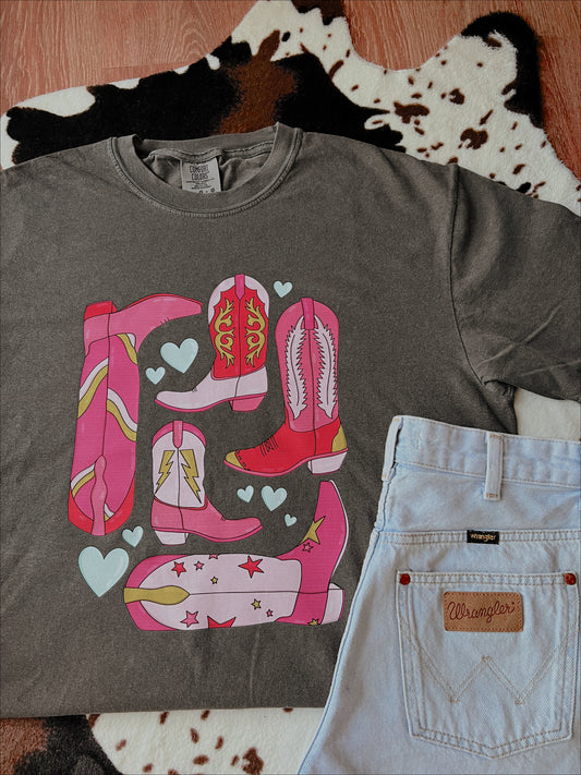 PINK COWGIRL BOOTS TEE
